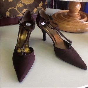 LIKE NEW Stuart Weitzman Heels